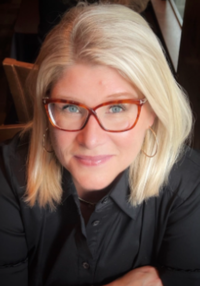 Rachele Hobbs Headshot