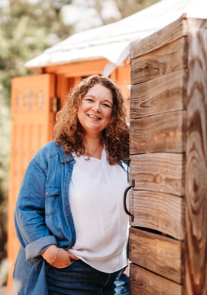 jodi bournre headshort yurtopian gate